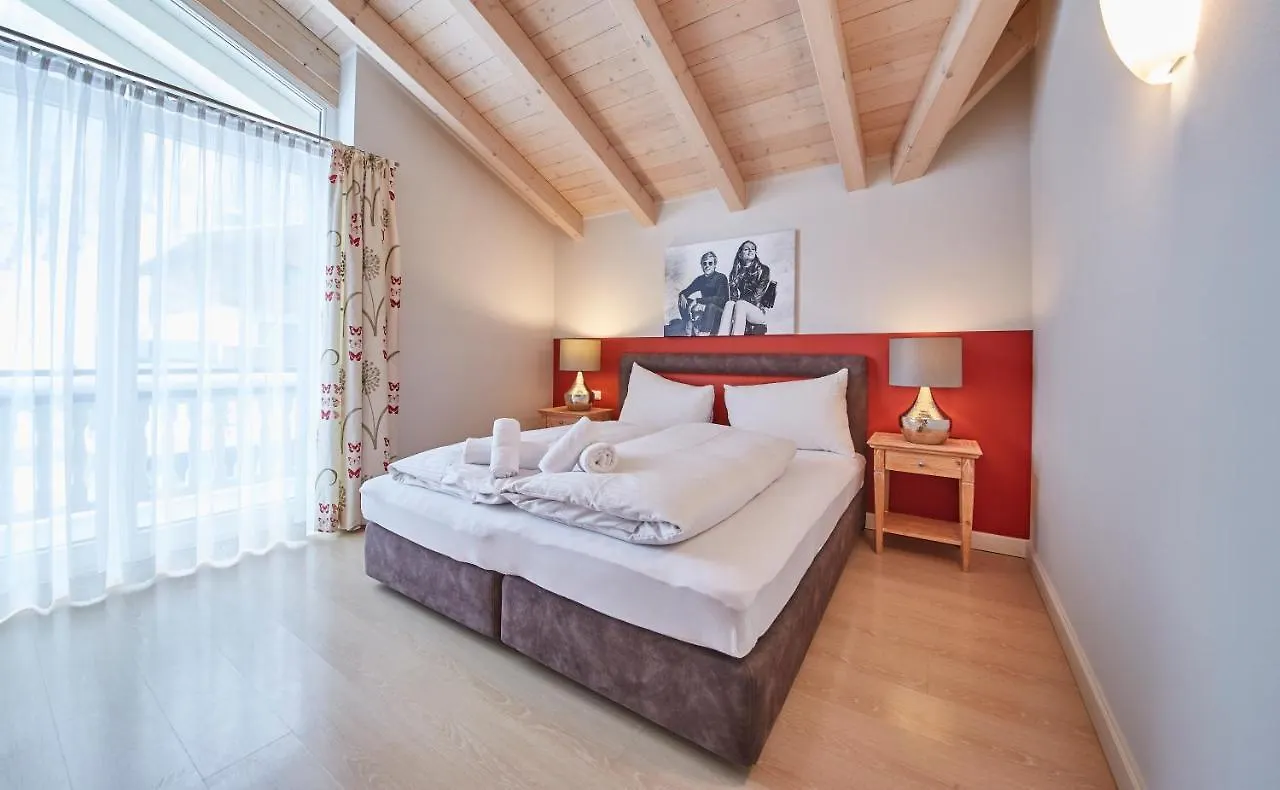 Hüttl Relax Appartements by HolidayFlats24 Saalbach