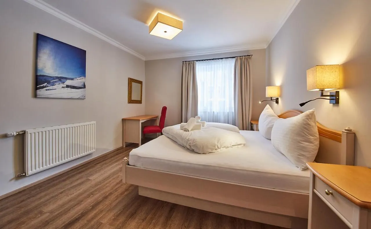 Apartment Hüttl Relax Appartements by HolidayFlats24 Saalbach Österreich