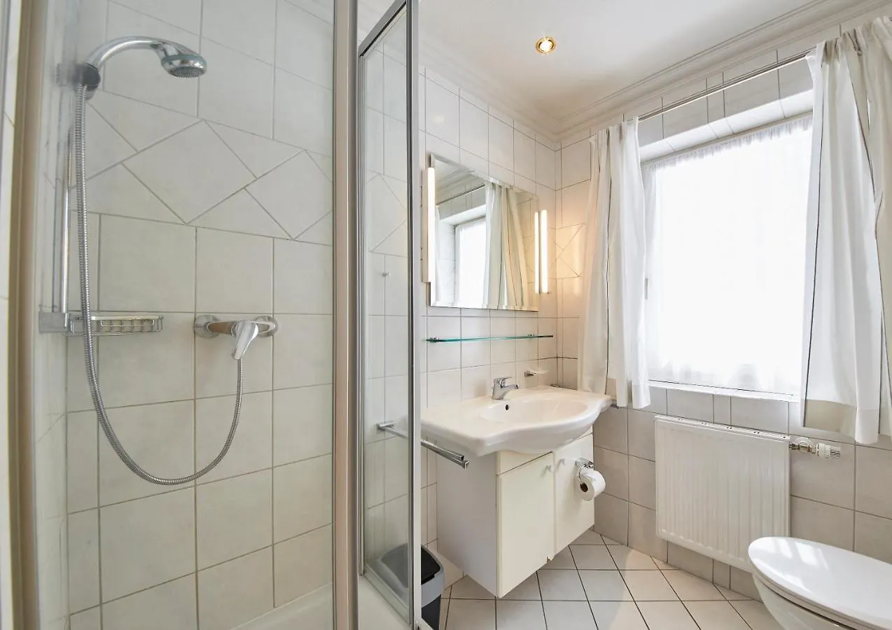 Hüttl Relax Appartements by HolidayFlats24 Saalbach Österreich