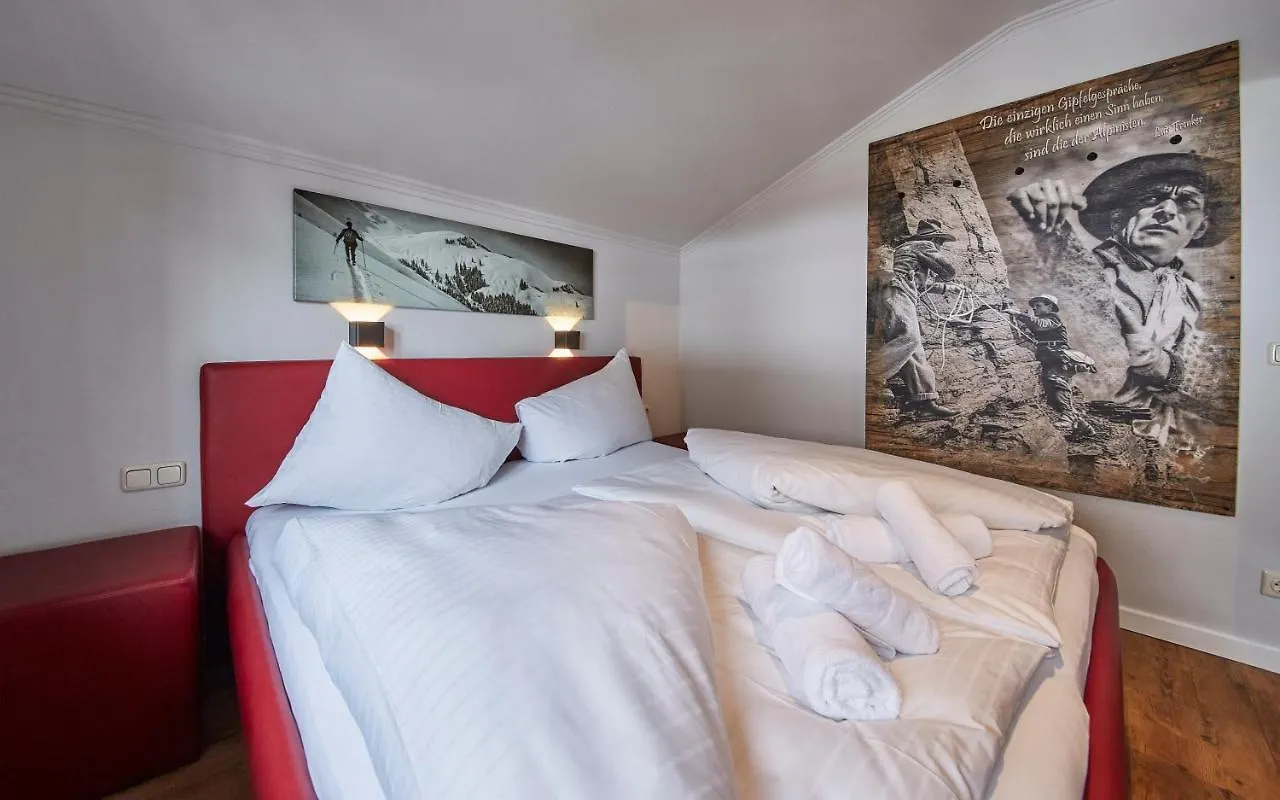 Hüttl Relax Appartements by HolidayFlats24 Saalbach Österreich