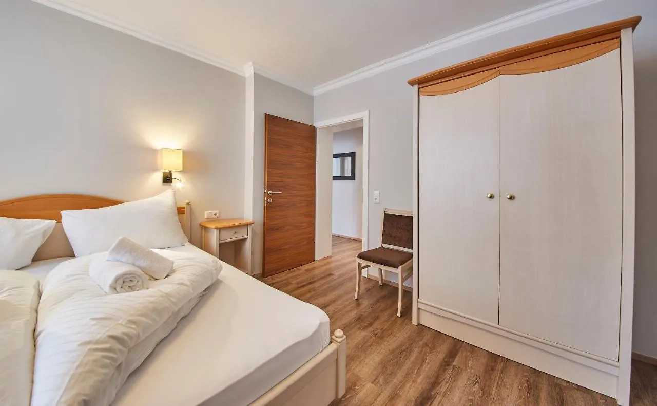 Hüttl Relax Appartements by HolidayFlats24 Saalbach