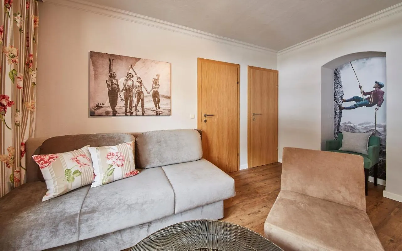 Apartmán Huettl Relax Appartements Saalbach-Hinterglemm